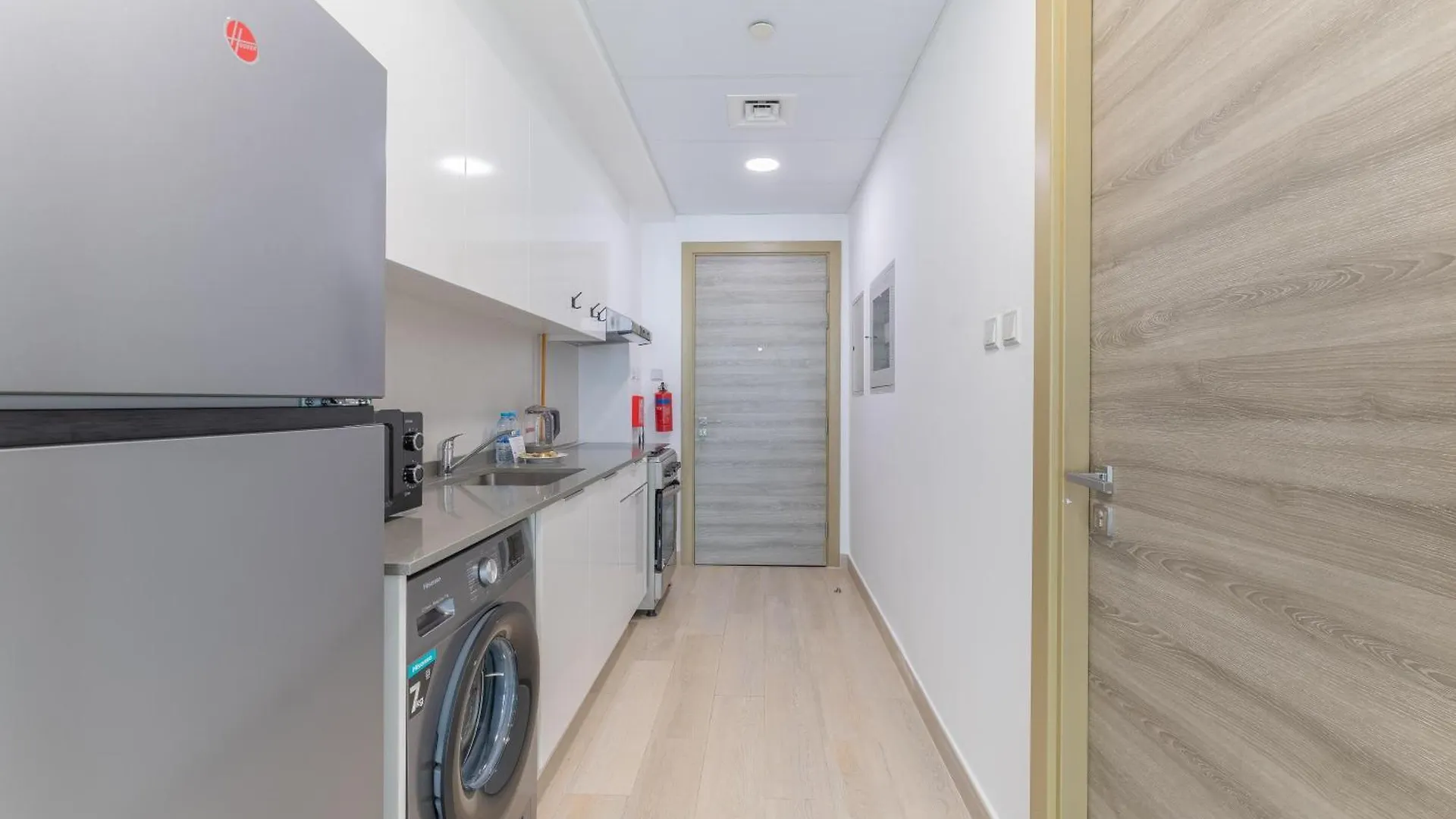 Havn - Studio Apartment In Bloom Towers, Jvc Dubai