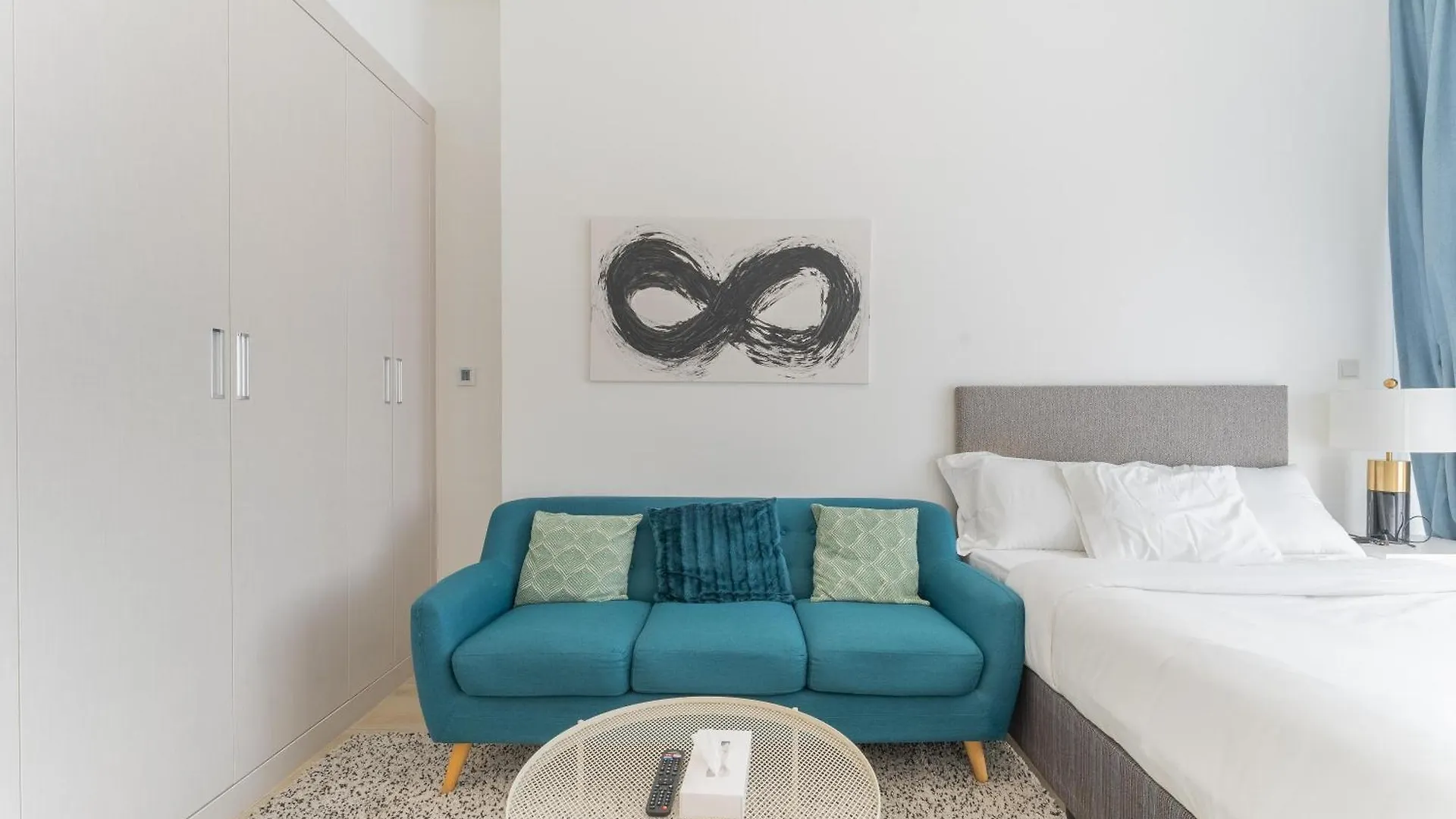 Havn - Studio Apartment In Bloom Towers, Jvc Dubai United Arab Emirates